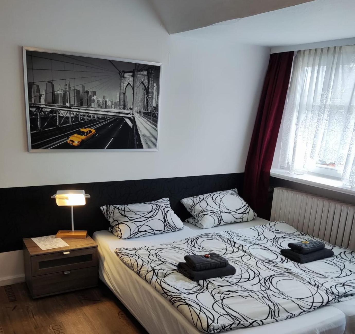 Pension Zum Burggrafen Delmenhorst Dış mekan fotoğraf
