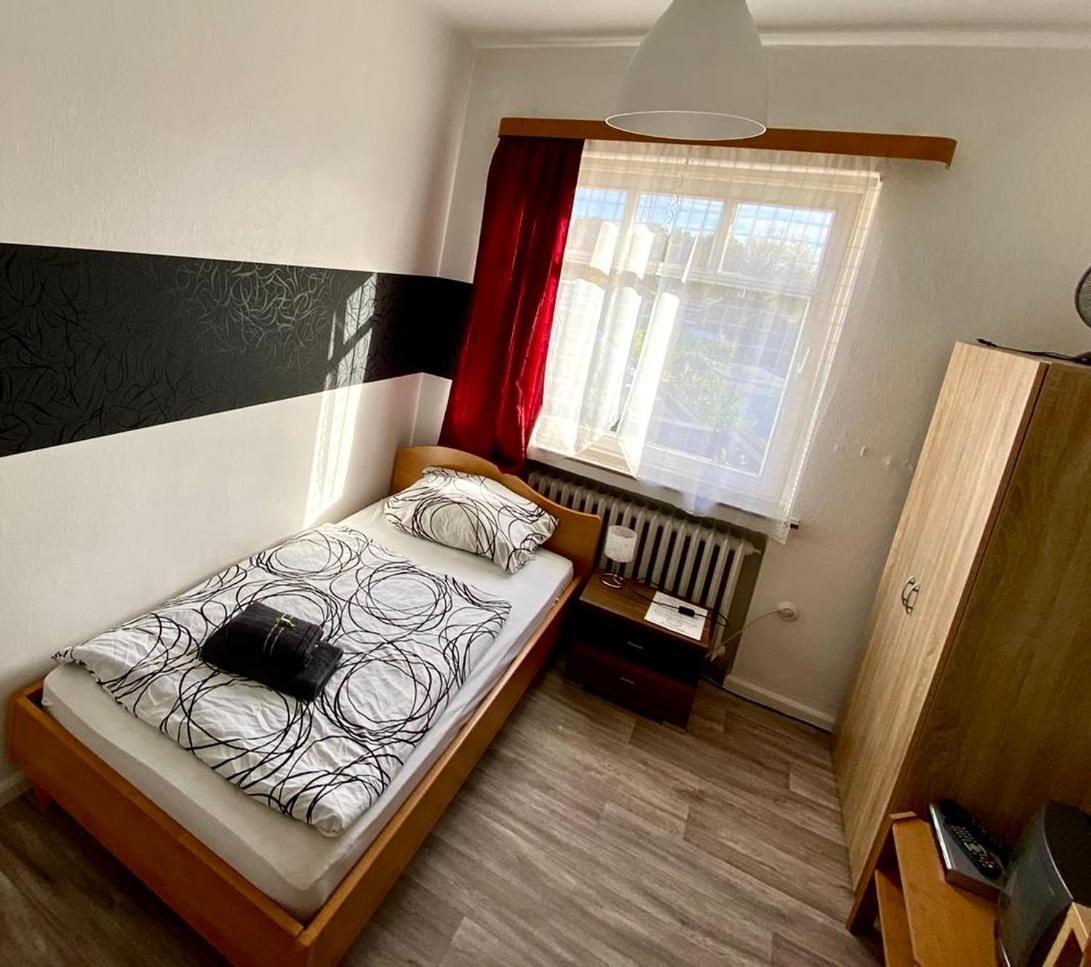 Pension Zum Burggrafen Delmenhorst Dış mekan fotoğraf